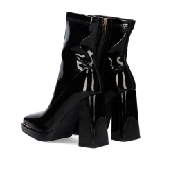 Botina Com Salto W1570-K59 Em Couro Envernizado Preto